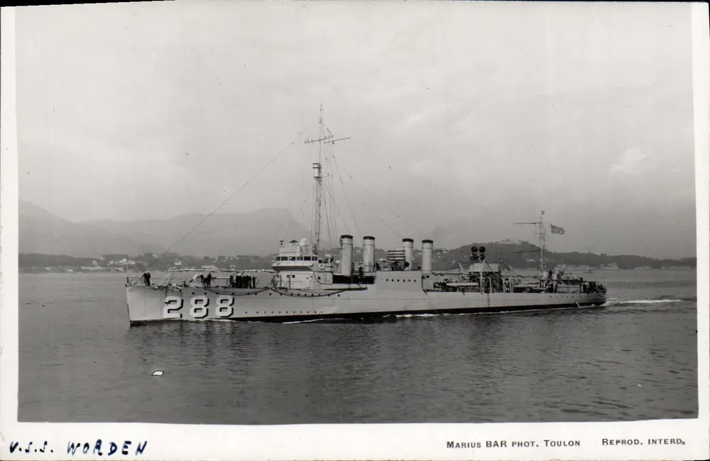 V.S.S. WORDEN — Detalhe do navio de guerra n°288 — Marius BAR Phot. Toulon - Frente