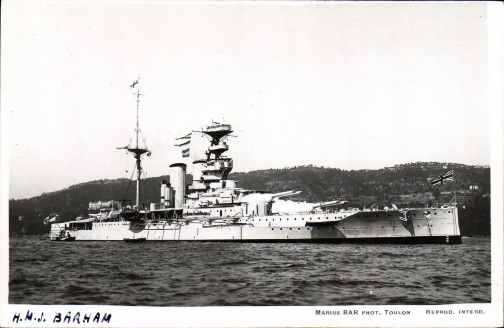 H.M.S. Barham — Navio de guerra britânico — Marius BAR fot. Toulon, Reprod. Interd. - Frente