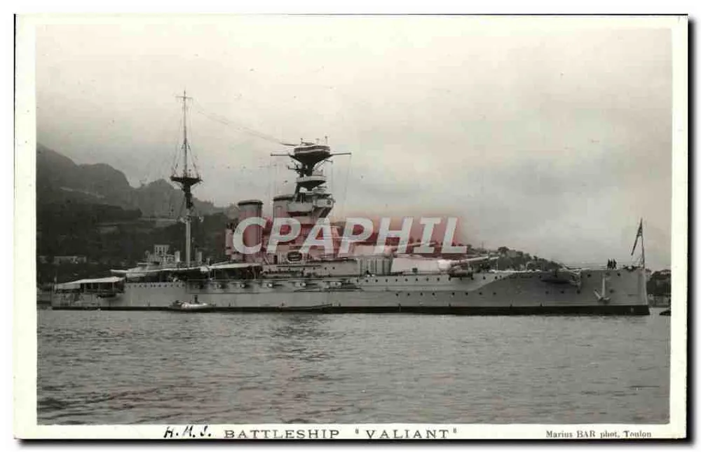 H.M.S. CIECZ "VALIANT" — Toulon — fot. Marius BAR - Awers