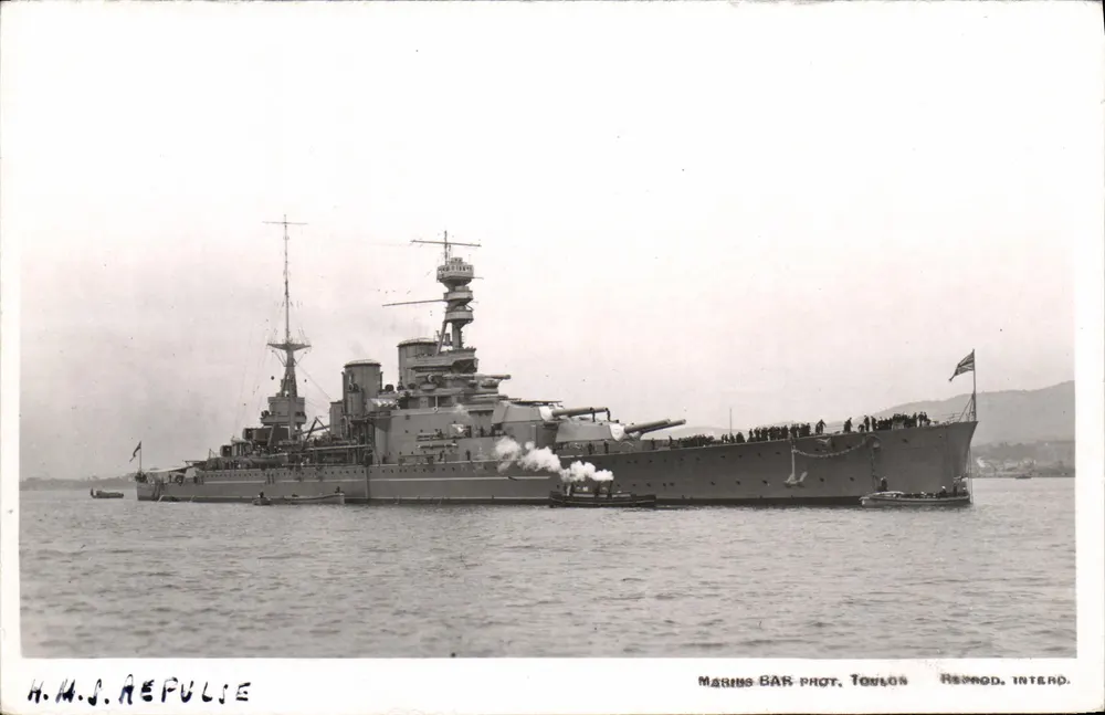 H.M.S. REFULIE — navio de guerra britânico — Marine BAR Phot. Toulon, Reprod. Interd. - Frente