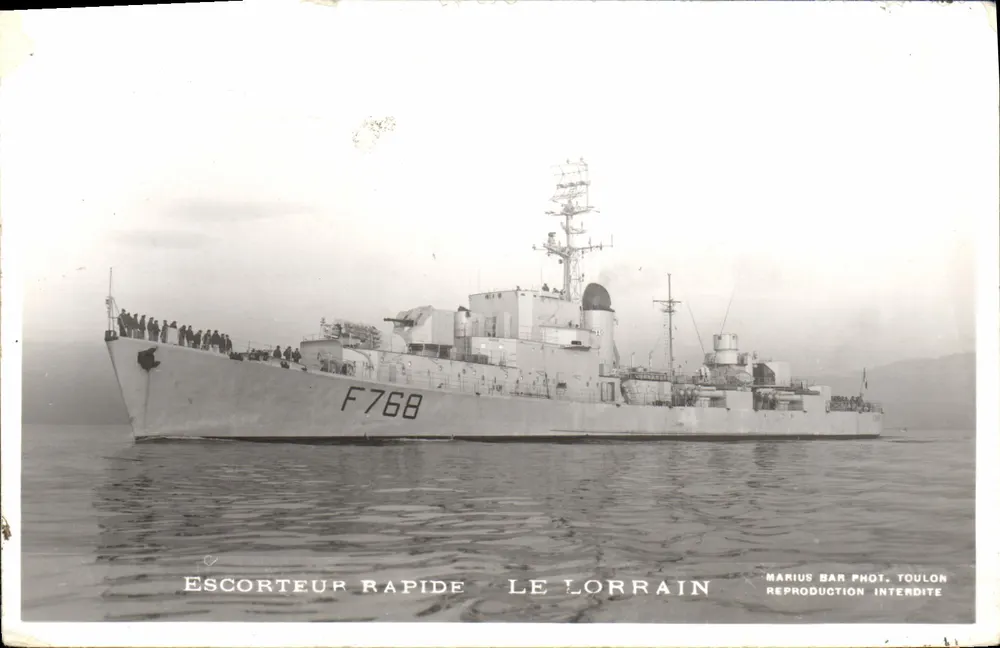 Escorteur rápido Le Lorraïn — F768 — Marius Bar Phot. Toulon - Frente