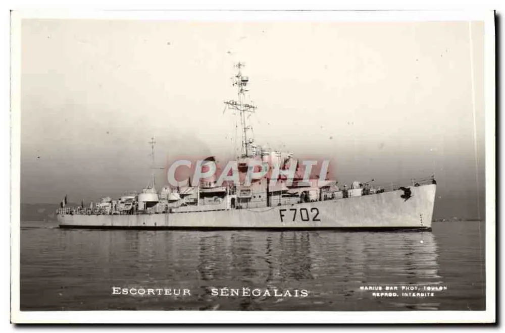 Escorteiro Senegalês — F702 — Marius Bar Fot. Toulon - Frente