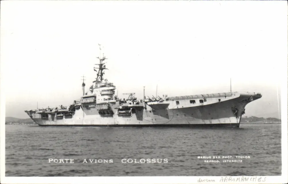 Porta-aviões Colossus — Toulon — Marius Bar Fot. Toulon - Frente