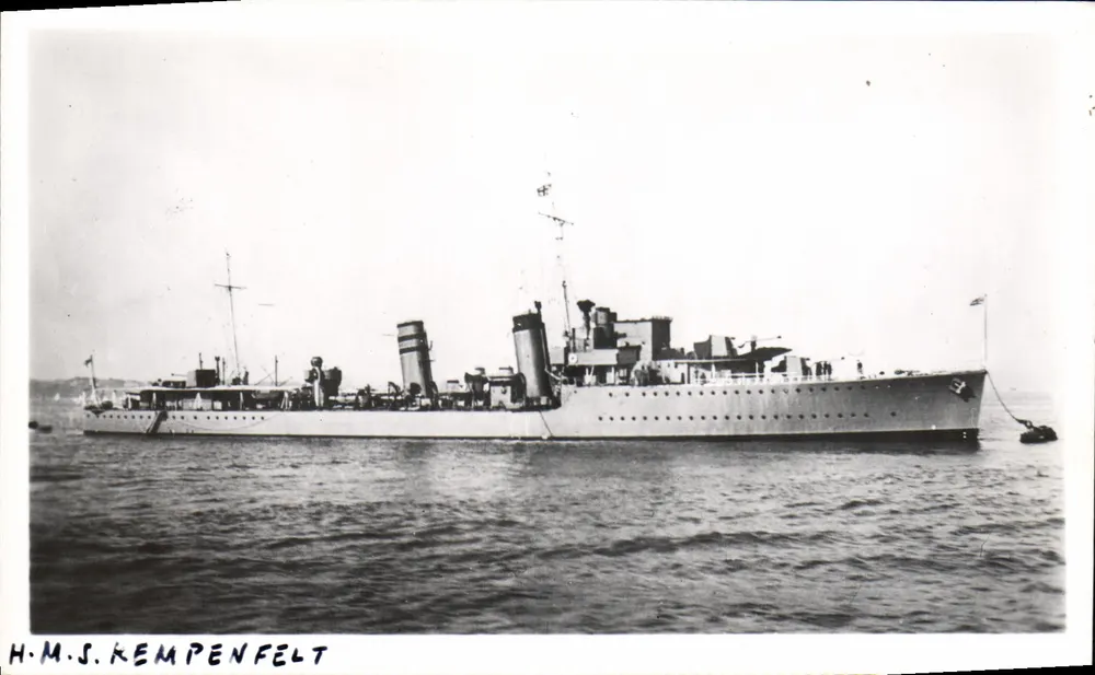 H.M.S. Kempenfelt — destróier britânico — carta postal sem editor ou número de série visíveis - Frente