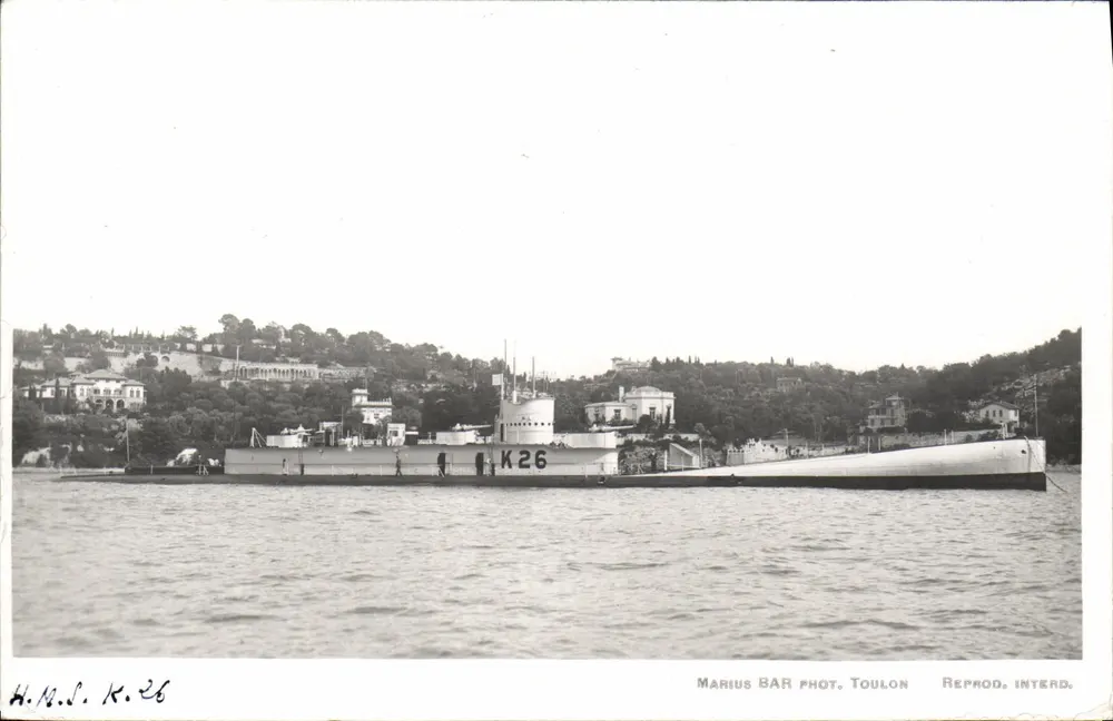 H.M.S. K26 — Submarino — Marius BAR fot. Toulon - Frente