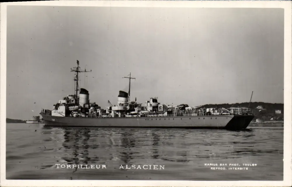 Torpilleiro Alsaciano — Toulon — Marius Bar Fot. Toulon - Frente