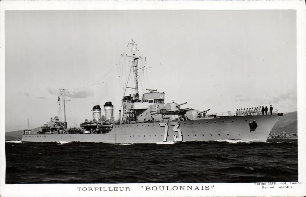 Torpilleiro "Boulonnais" — navio de guerra no mar — editor Marius BAR, Toulon - Frente