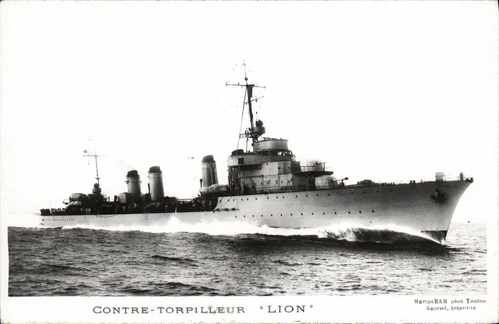 Contratorpedeiro "Lion" — fotografia em preto e branco — MarcusBAR fot Toulon, Renrod, proibida - Frente