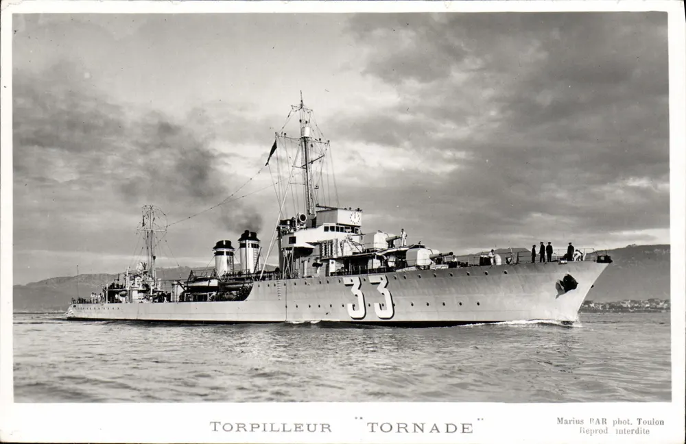 Torpilleur "Tornade" — Toulon — Marius d'AR phot. Toulon - Frente
