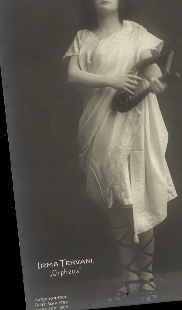 Irma Tervani — Orfeu — fotografia de Eugen Schiffter, Dresden 1909 - Frente