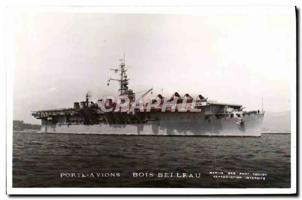Flugzeugträger Bois-Belleau — maritime Fotografie — Marius Bar, Toulon - Vorderseite