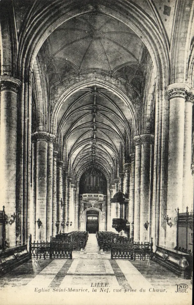 Lille - Kirche Saint-Maurice, die Kirchenschiff-Außenansicht vom Chor aus - Vorderseite
