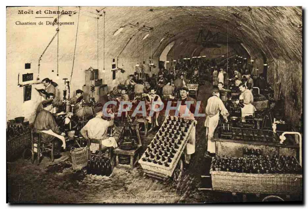 Moët et Chandon — Dégorgement-Werkstätten — Verleger: Em. Cliché-Impr. Edit. Hoothay - Vorderseite