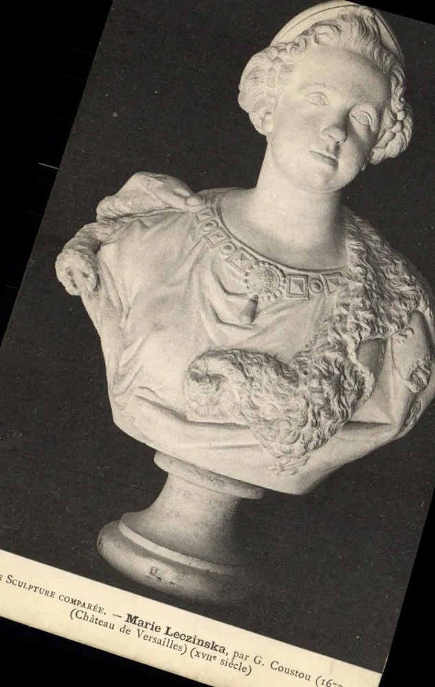 Büste von Marie Leszczinska — Schloss Versailles — von G. Coustou (17. Jahrhundert) - Vorderseite