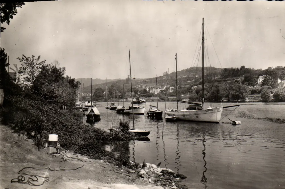 Borde del Sena — Triel-sur-Seine — Foto Bromuro Auténtica, C. París - Anverso