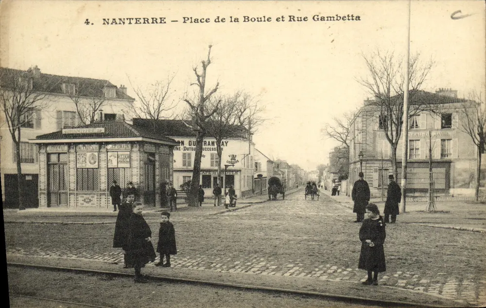 Nanterre — Place de la Boule und Rue Gambetta — A. Ossart, Verlag Rueil - Vorderseite