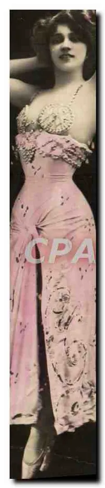 Femme en robe rose — portrait — éditeur : CPA - Vorderseite