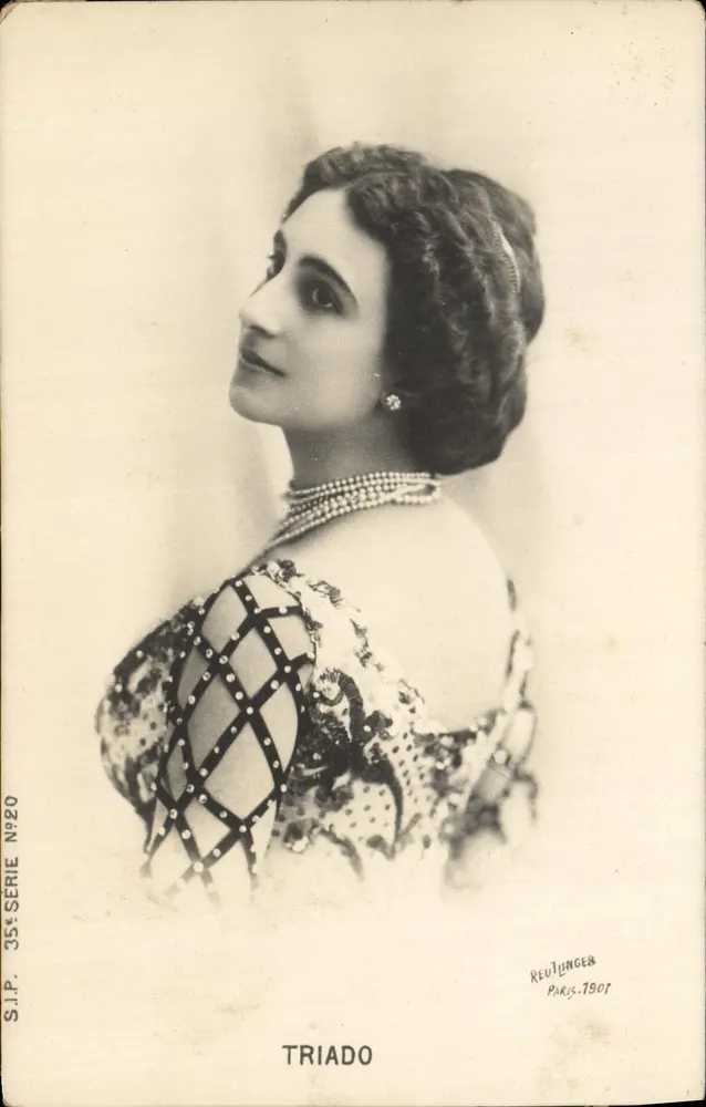Triado — Portrait der Sängerin — Reutlinger, Paris, 1907 - Vorderseite
