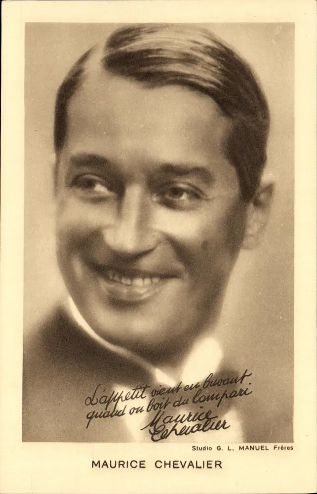 Maurice Chevalier — retrato sorridente — Estúdio G. L. Manuel Frères - Frente