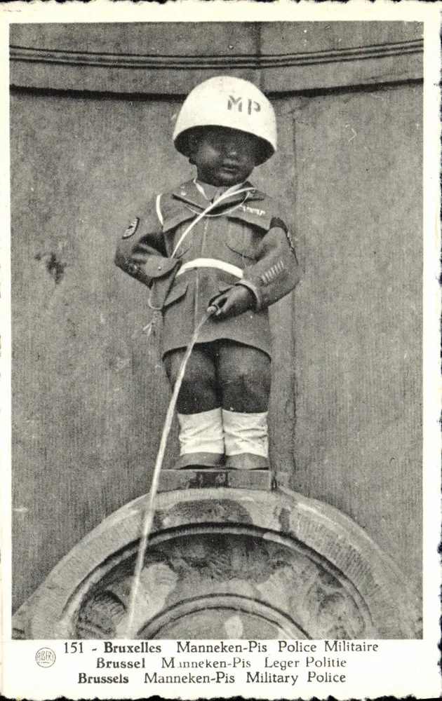 Manneken-Pis — Statue im Militärpolizeiuniform — Phototypie A. Dohman, Brüssel, Nr. 151 - Vorderseite