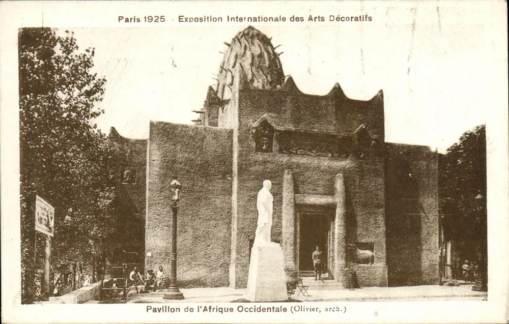 Pavillon der Westafrika — Internationale Ausstellung für Dekorative Künste 1925 — Olivier, Architekt - Vorderseite