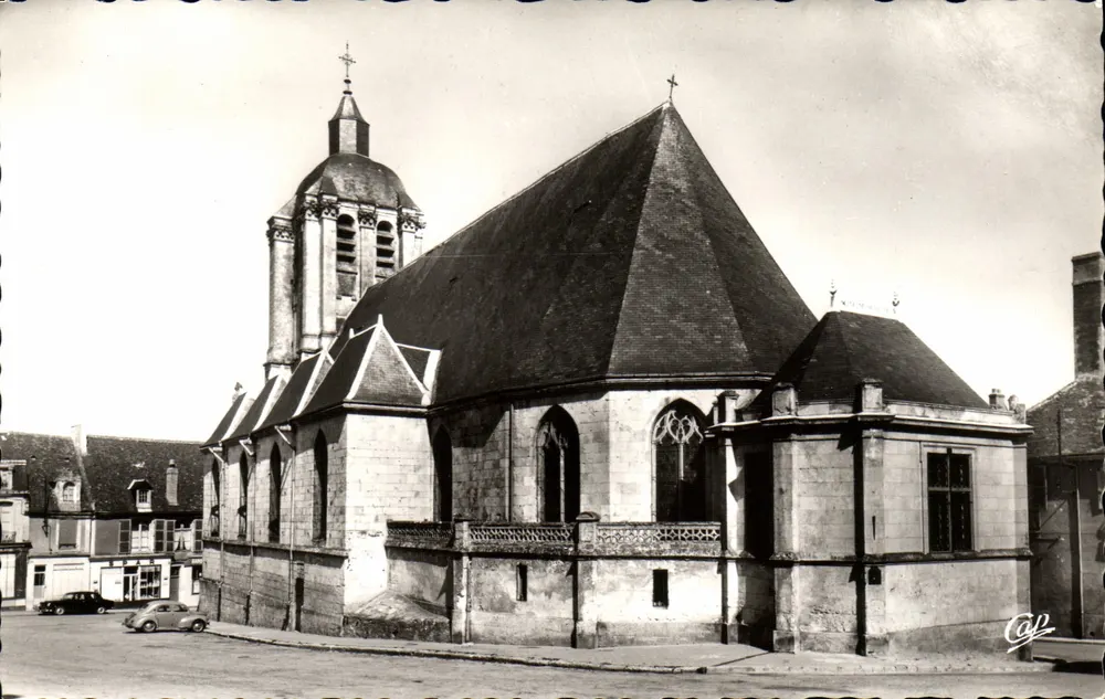 Belleme — De Kerk Saint-Sauveur — XVᵉ en XVIᵉ eeuw — C.P.A. Paris - Voorkant