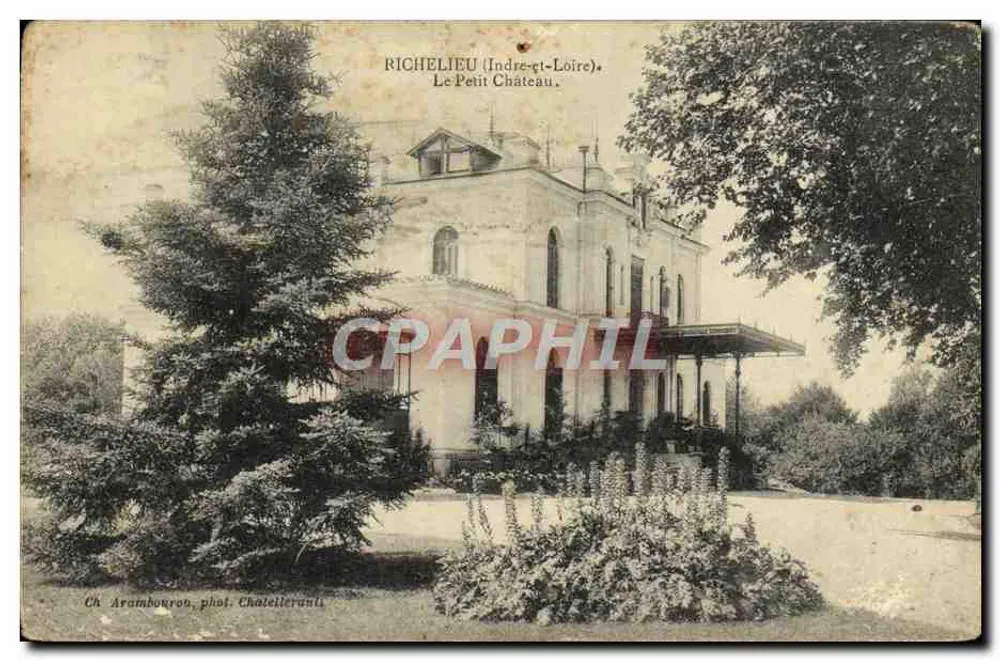 Richelieu (Indre-et-Loire) — Le Petit Château — Ch. Arambouron, phot. Chateletteranti - Frente