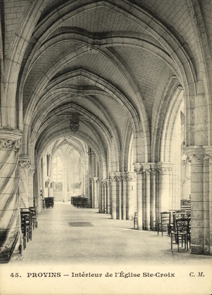 Provins — Interior da Igreja de Santa Cruz — C. M. n°45 - Frente