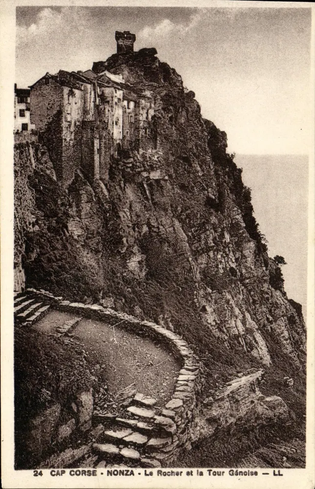 Nonza - Der Felsen und die Genua-Türme — LL - Vorderseite