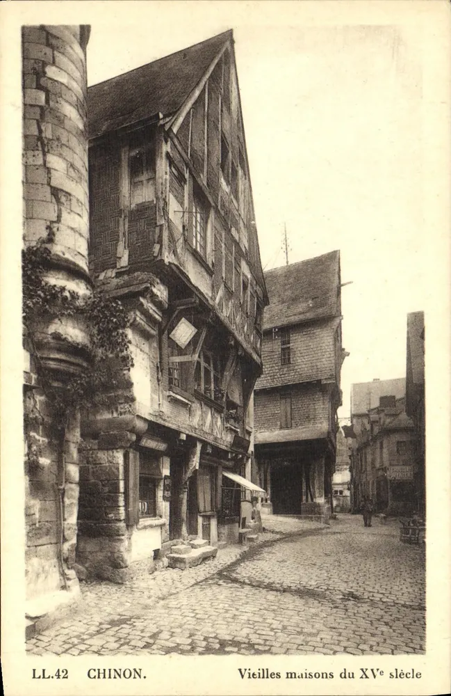 Chinon — Alte Häuser des 15. Jahrhunderts — LL.42 - Vorderseite