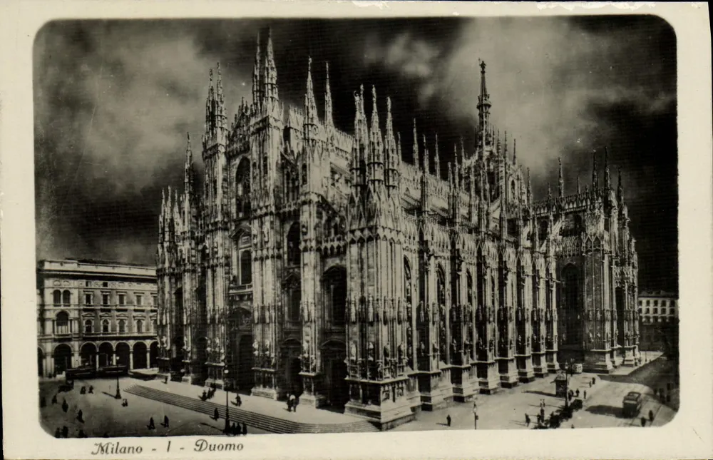 Milão - Duomo — vista da famosa catedral gótica — editor desconhecido, número de série 1 - Frente