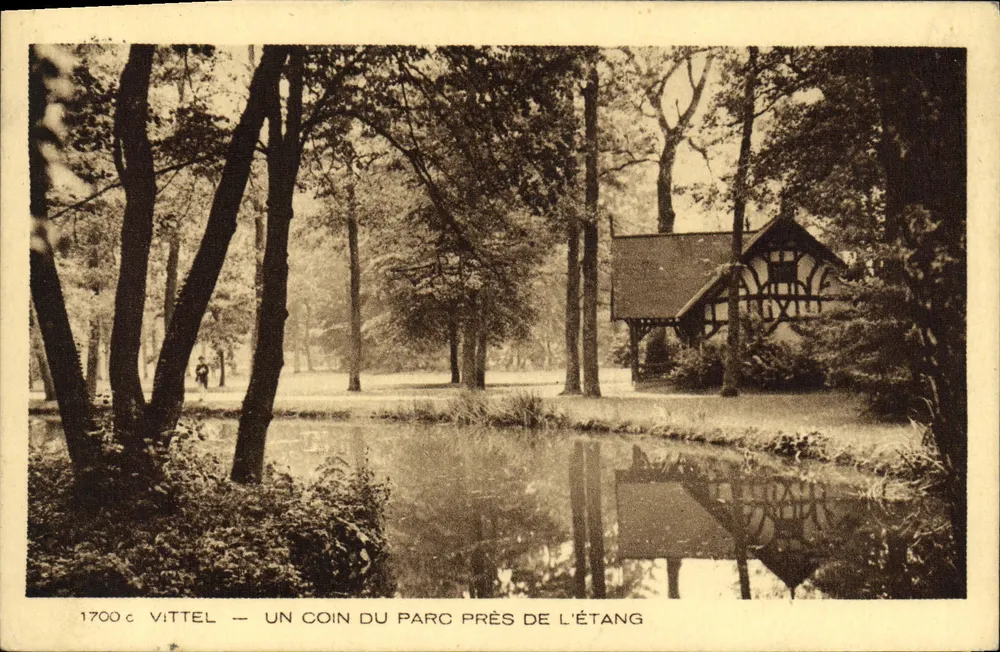 Vittel — Ein Eckbereich des Parks am Teich — Imp. Braun & Cie, Wiltzhouse-Dormans - Vorderseite
