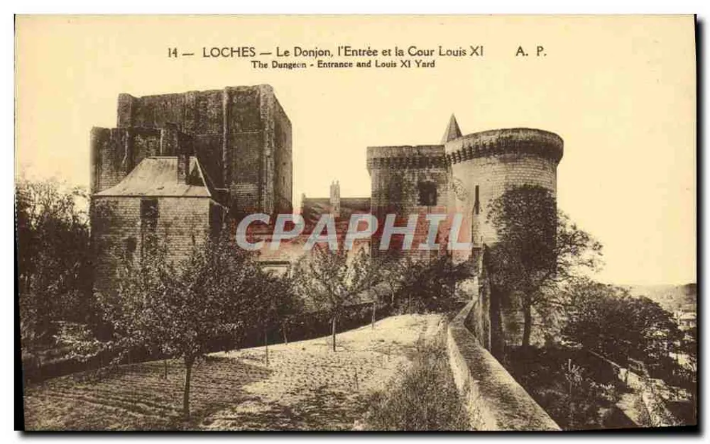 Loches — O Donjon, a Entrada e a Praça de Louis XI — A. P. - Frente