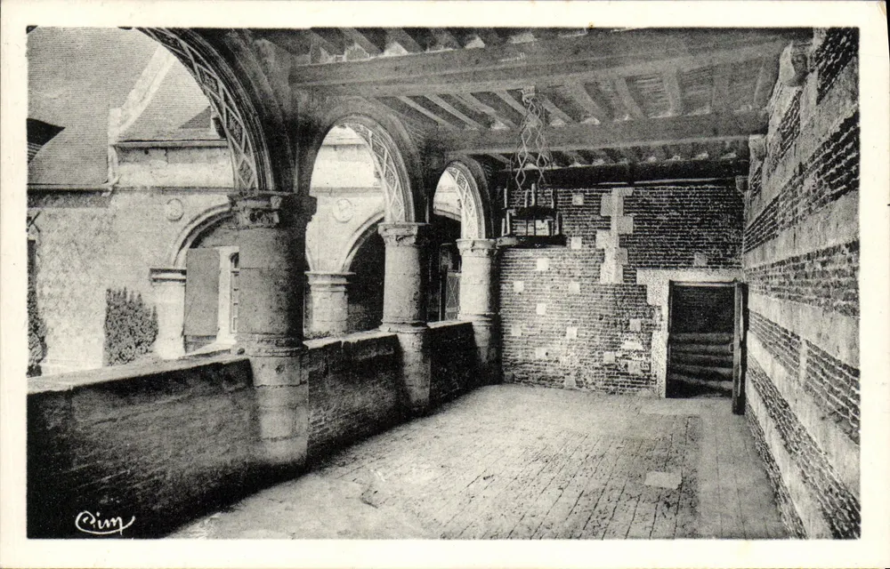 Schloss Ango - La Loggia — Innenansicht des Pergolds — Verleger Crim - Vorderseite