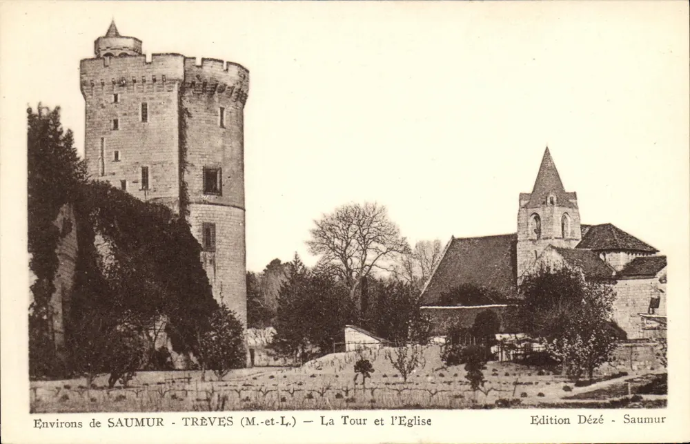 Um Saumur - Trèves (M.-et-L.) — Die Turm und die Kirche — Édition Dézé - Saumur - Vorderseite