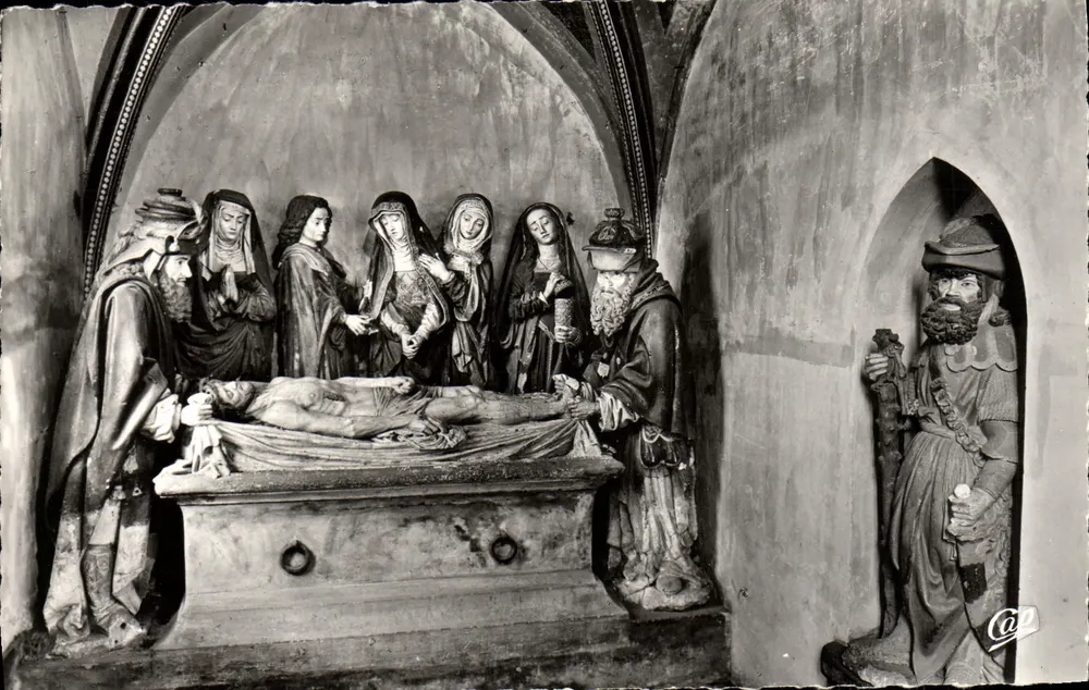 Salers - Innenansicht der Kirche, das Begräbnis im Sarg (1495) — Cie des Arts Photomécaniques, Paris - Vorderseite