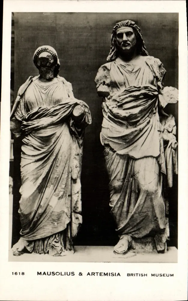 Mausolius & Artemisia — estátuas romanas — British Museum, Londres — editor R. B. Fleming & Co. - Frente