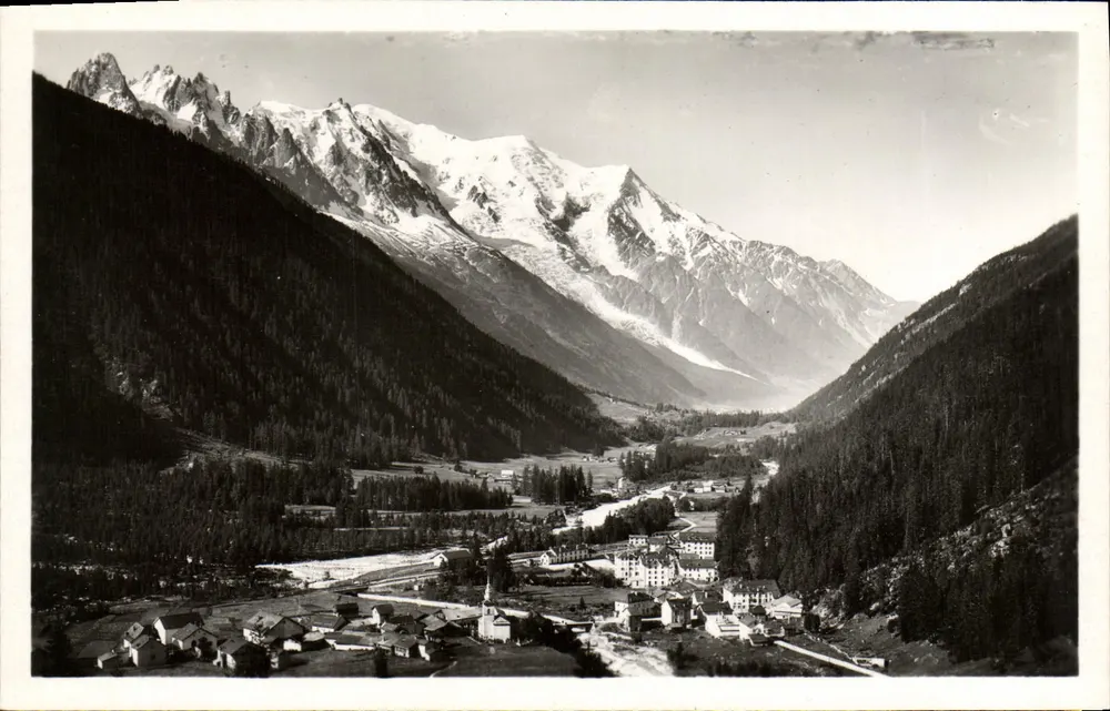 Argentières e o Mont-Blanc — Cl. G. Tairraz - Frente