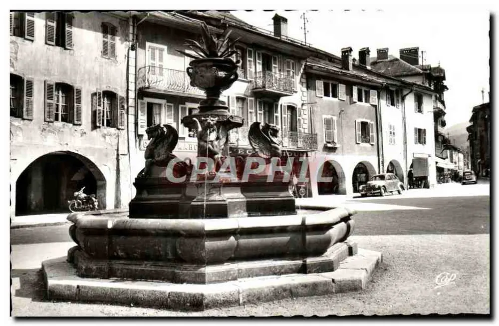 Thones — La Fontaine et les Arcades — C.A.P. Paris - Anverso