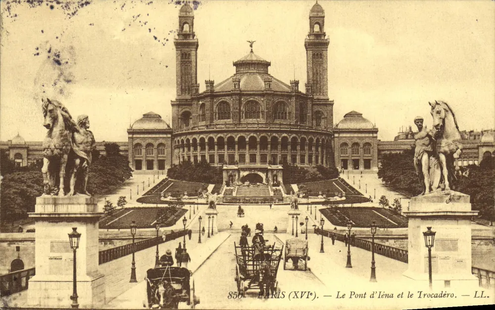 Paris (XVIe) — Die Brücke von Iéna und das Trocadéro — LL. - Vorderseite