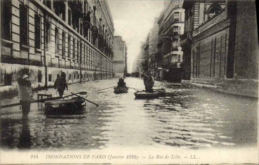 Inundações de Paris (Janeiro 1910) — A Rue de Lille — LL.. - Frente