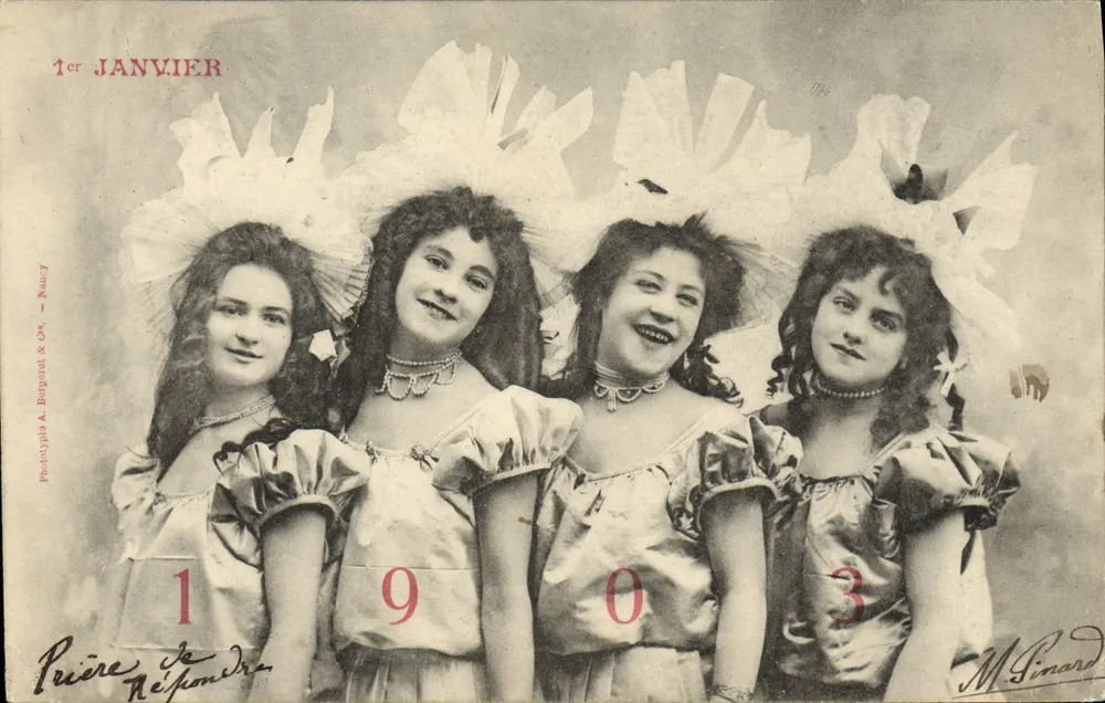 Quatro jovens mulheres — 1º de janeiro de 1903 — Fototipia A. Bergesot & Cie, Nancy - Frente