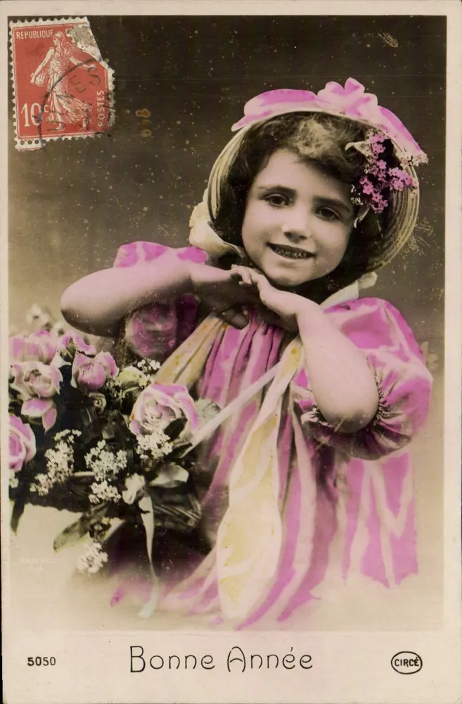 Menina em vestido rosa — Boa Ano — CIRCÉ n°5050 - Frente