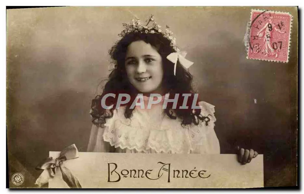 Mädchen in Rüschenkleid — mit Schild 'Guten Neujahr' — Verlag Oranotypie, Steglitz, 1904 - Vorderseite