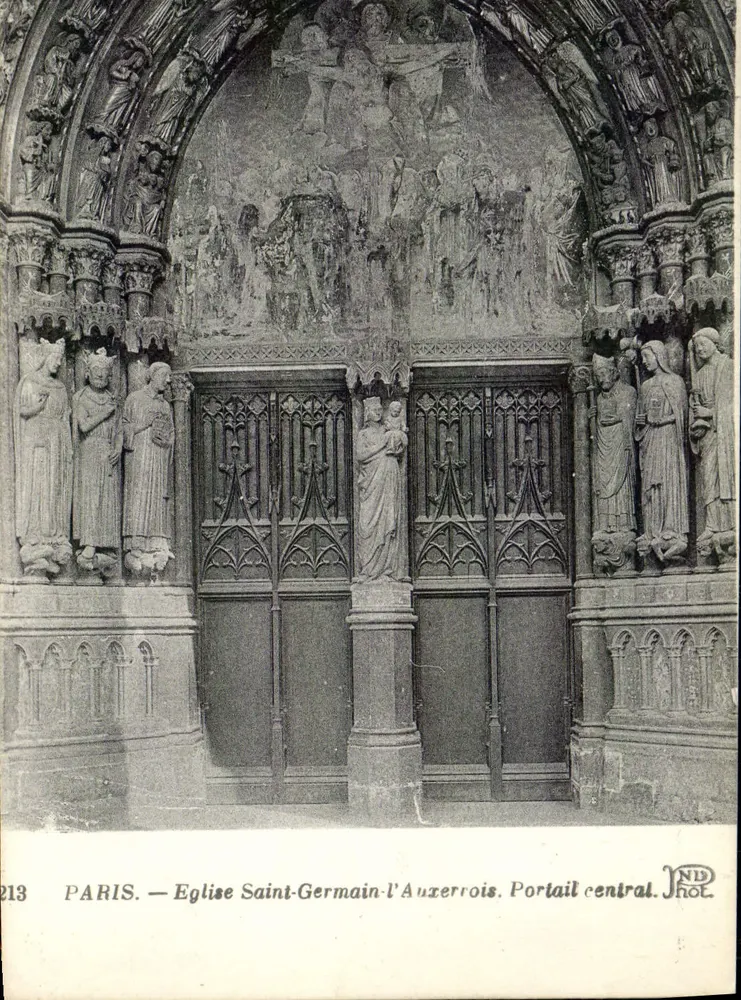 Paris — Kirche Saint-Germain-l'Auxerrois. Zentraler Portal — ND Phot. - Vorderseite