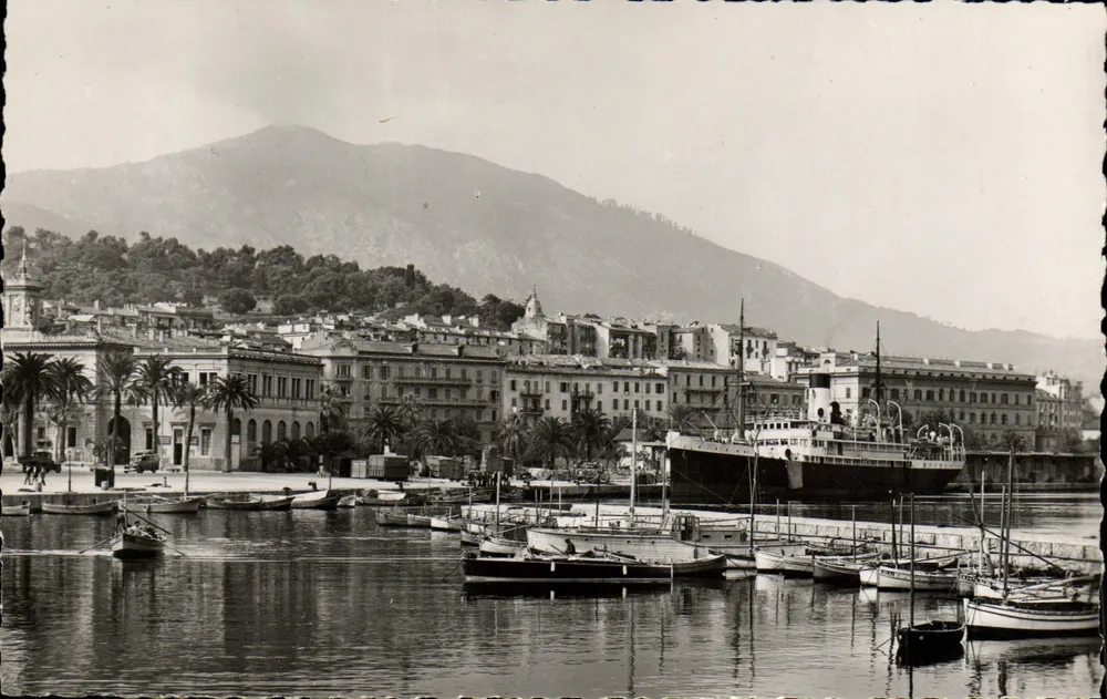 Ajaccio (Korsika) — Blick auf den Hafen und die Stadt — Editions Fanny, Nice - Vorderseite