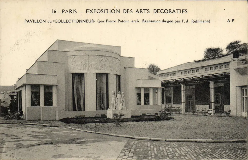 Paris — Ausstellung für Dekorative Künste — Pavillon des « Sammlers » — A.P. - Vorderseite