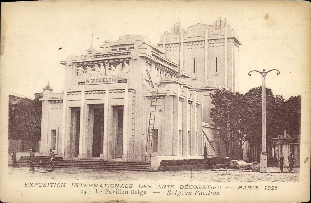 Der belgische Pavillon — Internationale Ausstellung für Dekorative Künste — Paris 1925 - Vorderseite