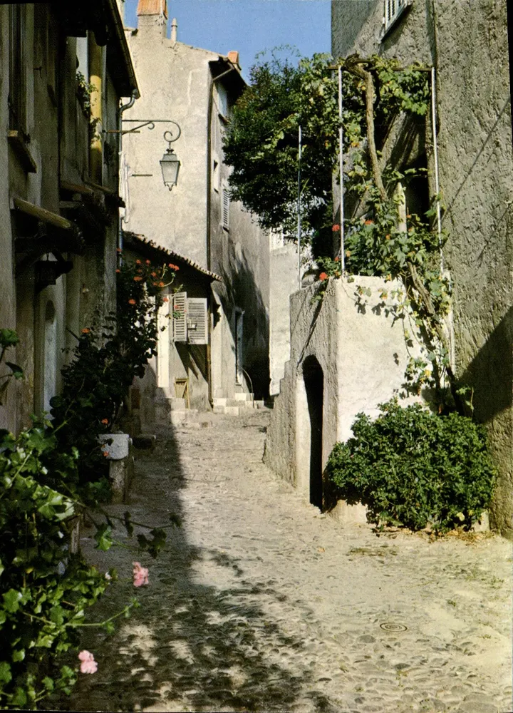 Cagnes-sur-Mer — Eine alte Straße in Haut-de-Cagnes — Natürliche Farben - Vorderseite