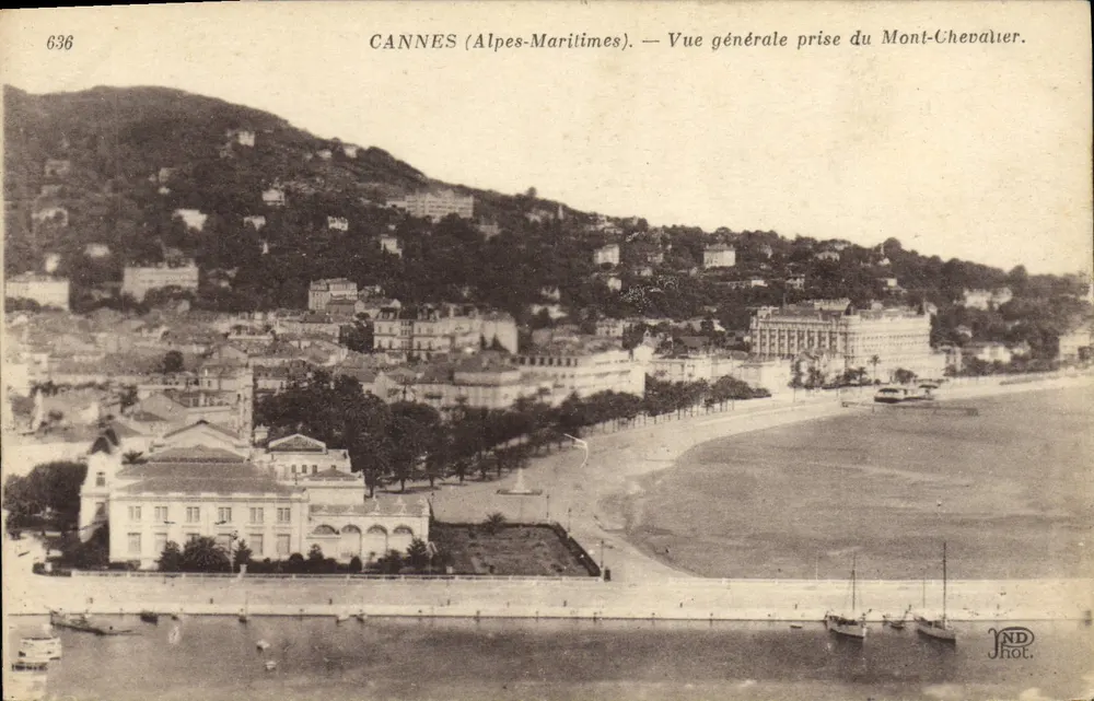 CANNES (Alpes-Maritimes) — Allgemeiner Blick vom Mont-Chevalier — ND Phot. - Vorderseite